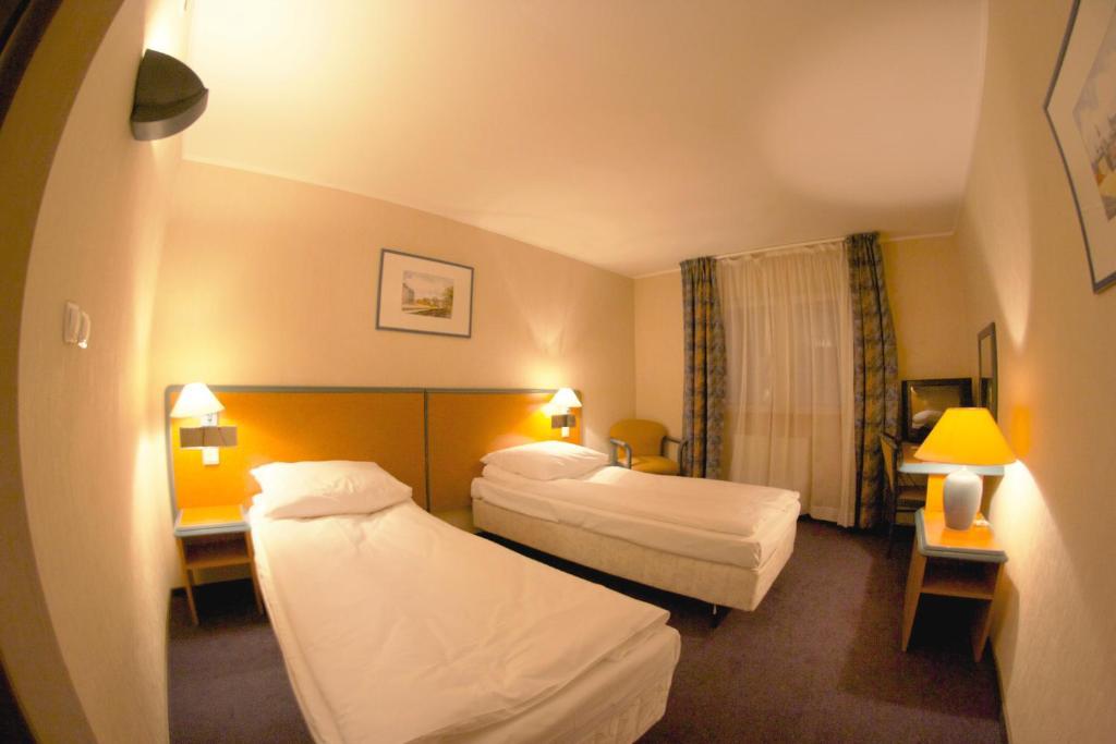 Hotel Tenishouse Marki  Værelse billede